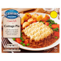 Kershaws Homestyle Cottage Pie with Roast Potatoes, Carrots & Peas 400g PM